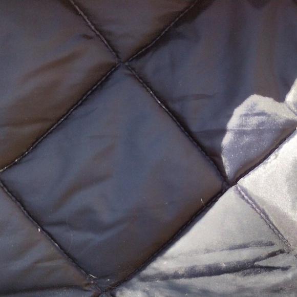 Carhartt Insulated Vest. - Picture 5 of 7